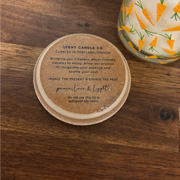 Candle Lyght Candle Co Easter Carrots Bunny - Picture 4 of 4